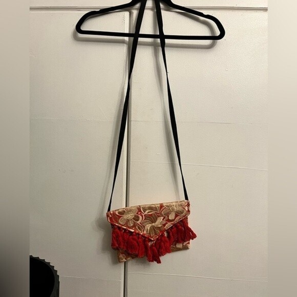 Mexican Embroidered crossbody - Picture 5 of 7